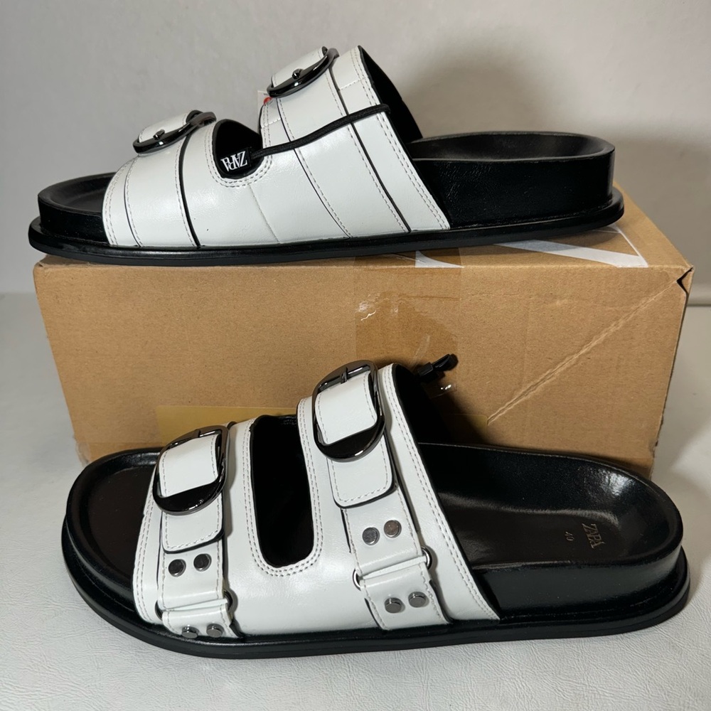Zara Buckled Flat Slider Sandal White casual classic comfy summer style vacation